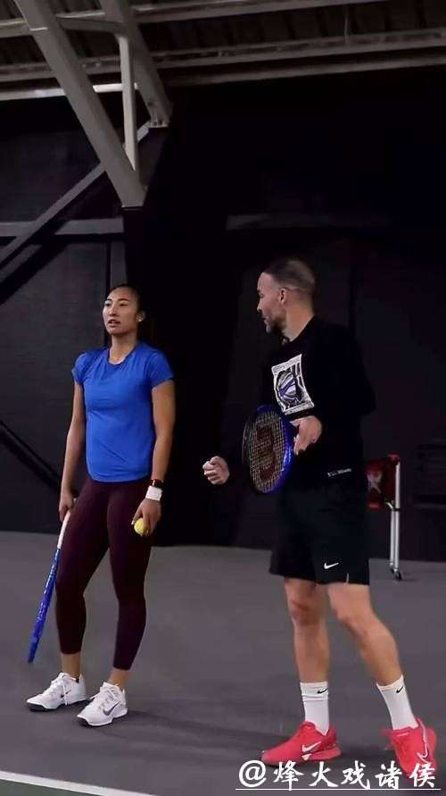 走出伤病阴霾，郑钦文抵达阿布扎比，将迎新赛季首秀